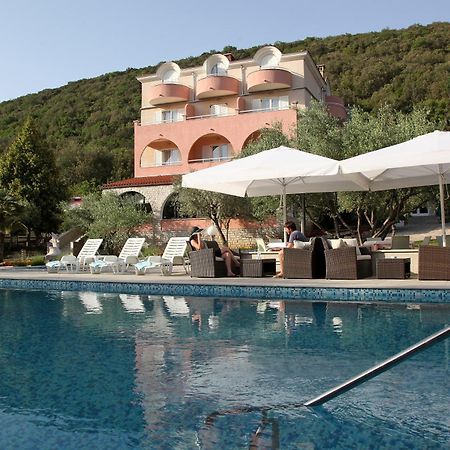 Hotel Carmen Krnica Exterior foto