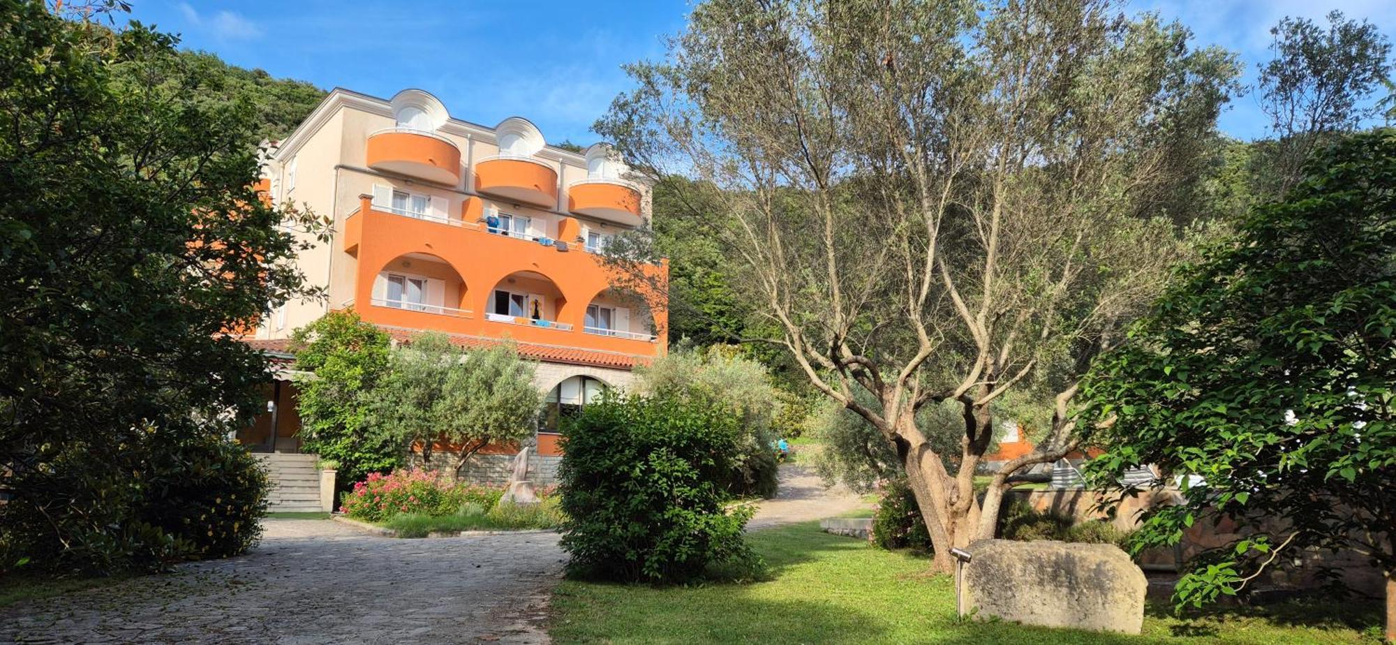 Hotel Carmen Krnica Exterior foto